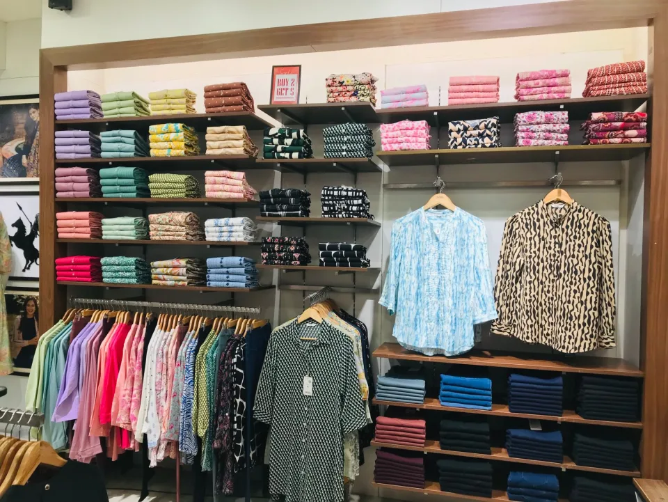 Không gian shop